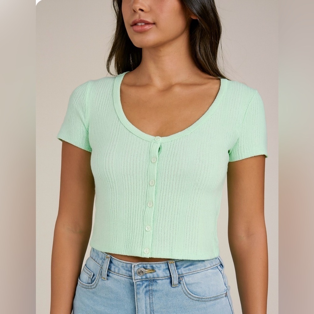 Elodie Light Green Ribbed Button-Down Shirt - Picture 2 of 4